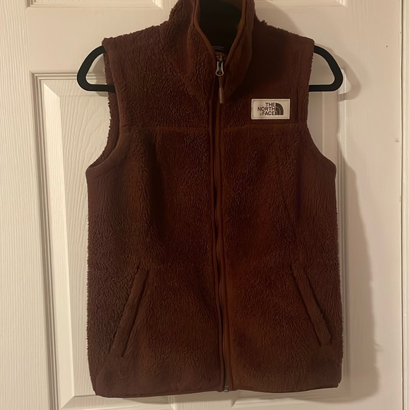 North Face Woman’s Vest - Picture 1 of 8